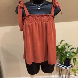 Green envelope, Los Angeles women’s small  Rust Sleeveless, smoked top